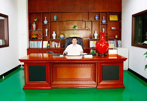 瑞冠总经理皮胜利